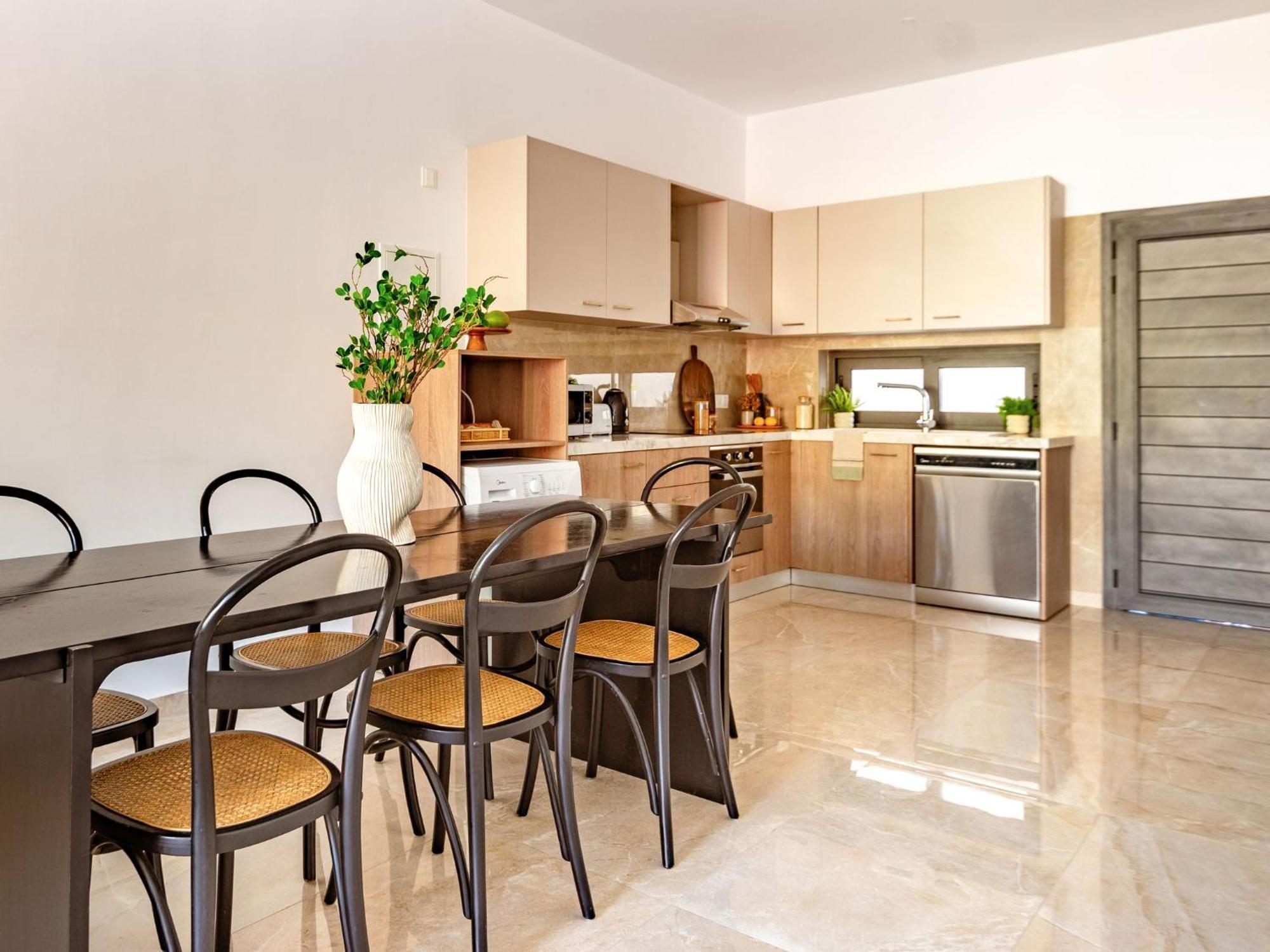 Sanders River Plaza Limasol Dış mekan fotoğraf