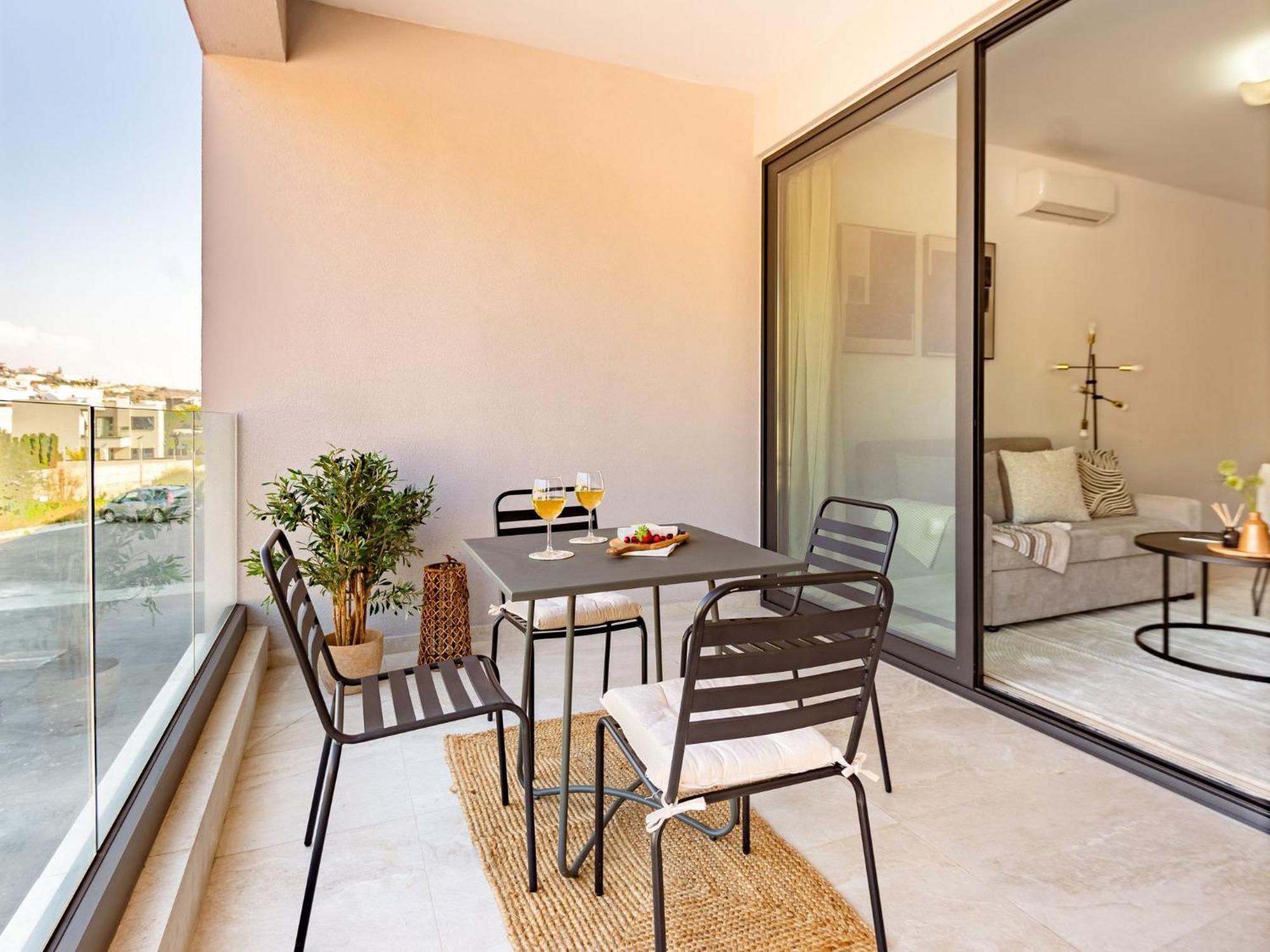 Sanders River Plaza Limasol Dış mekan fotoğraf